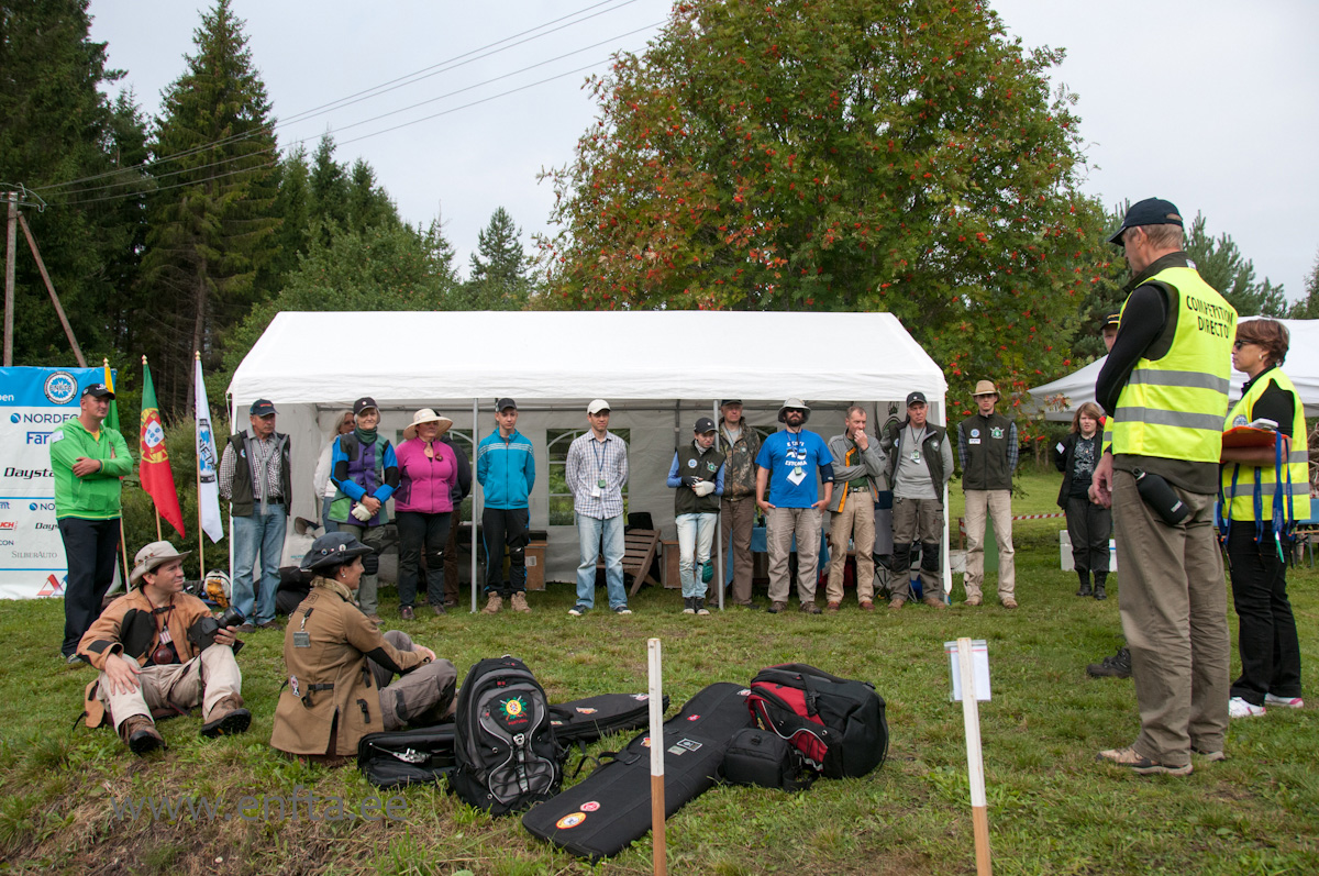 Todays competition will take longer, so be prepared. Water is available on the course.